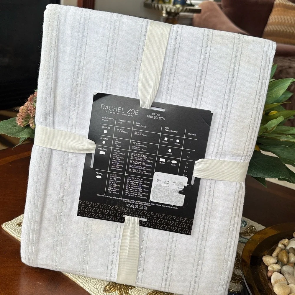 Brand New Rachel Zoe White & Silver Metallic Oblong Fabric Tablecloth 60